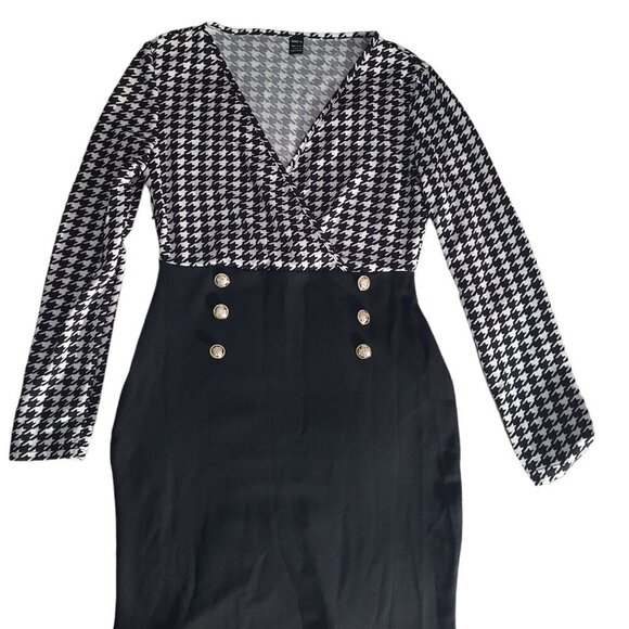 Women's Black White Color Cross Neck Printed Bodycon Dress - Picture 4 of 6